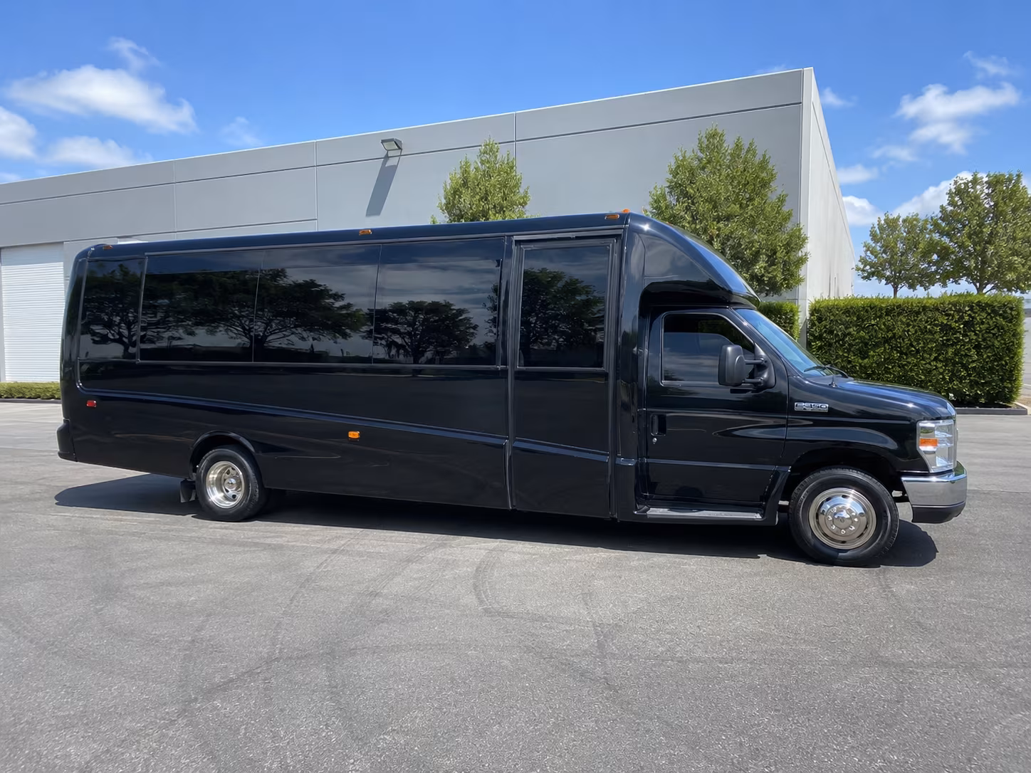 affordable warren prom party bus prices split across your group