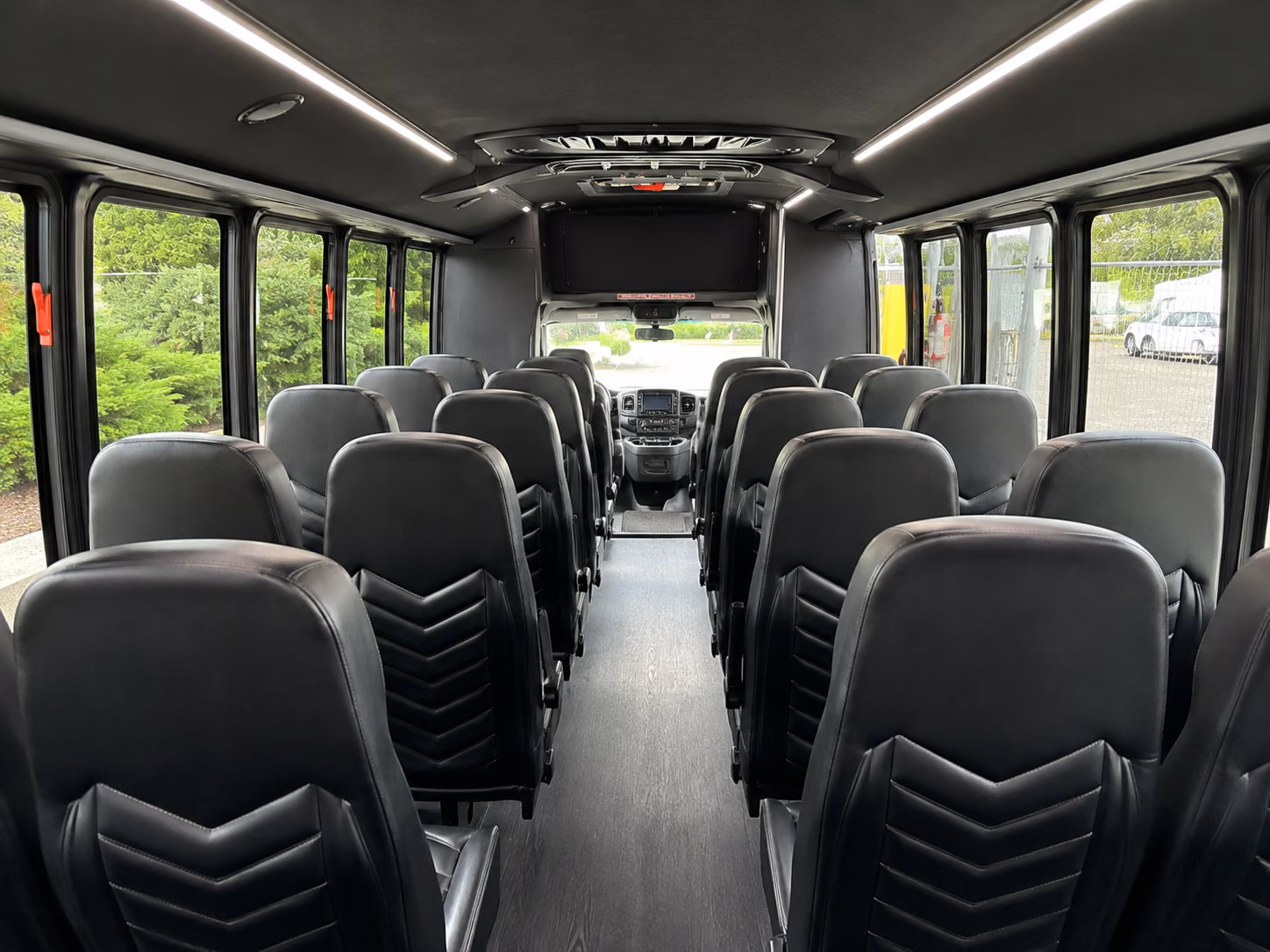 airport transfers between dtw center line and sterling heights