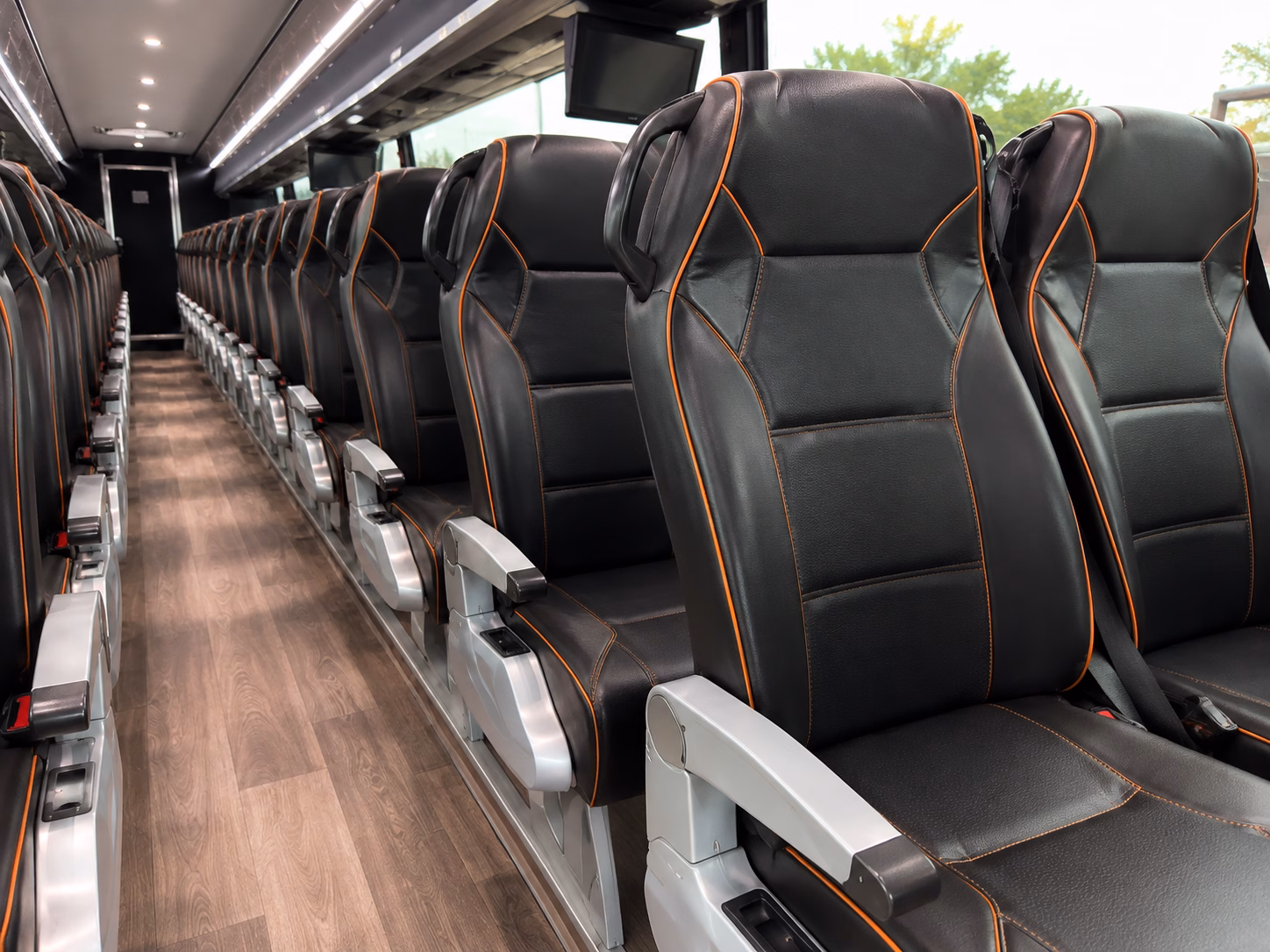 shuttle services for airline crews and airport staff in warren