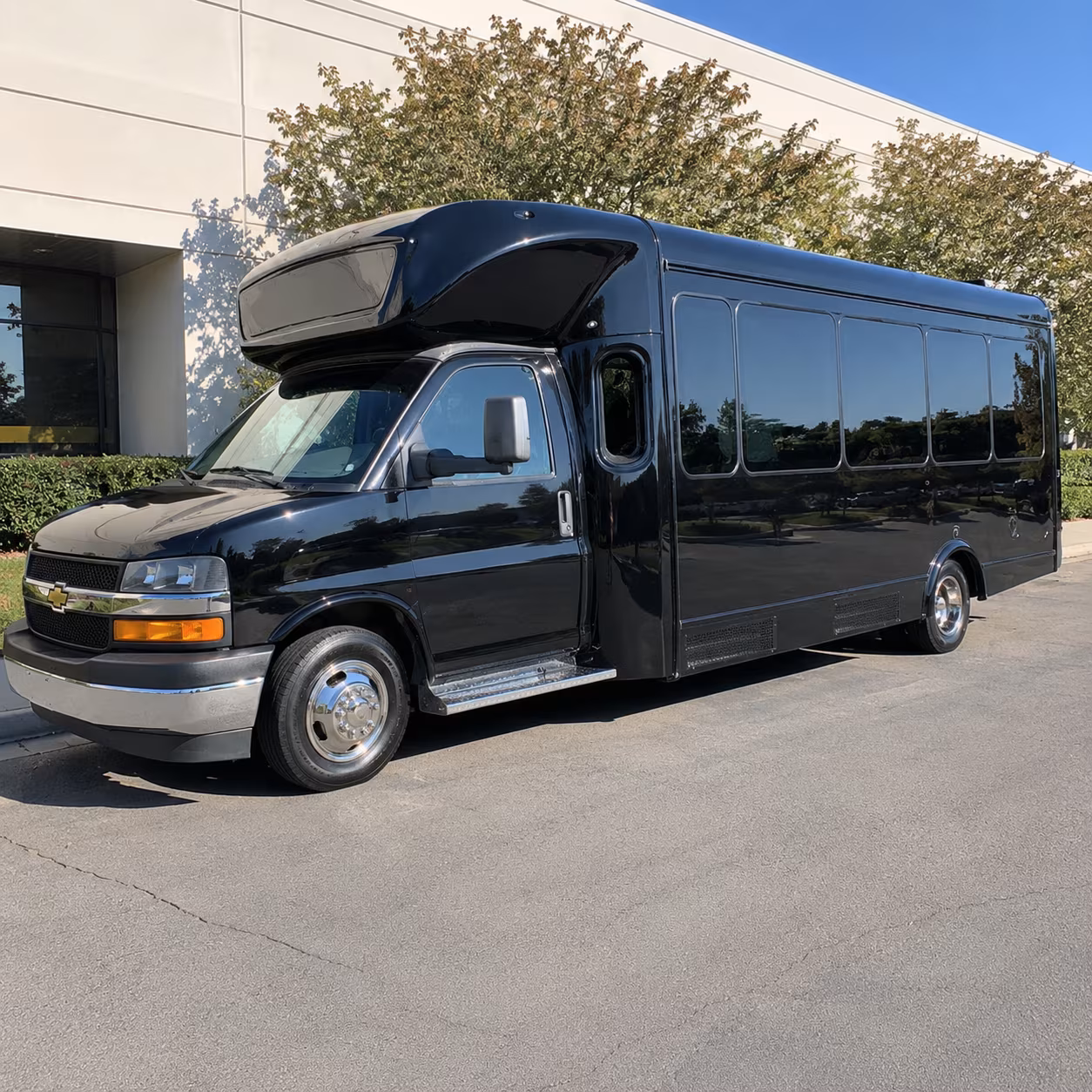 shuttle to detroit metropolitan wayne county airport